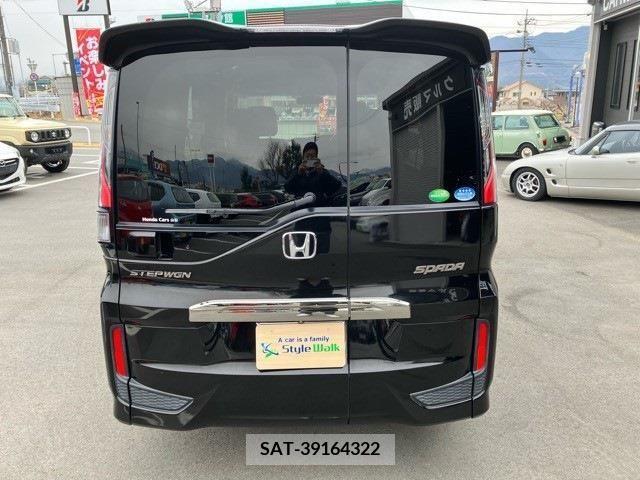 Honda e 2015-04 217175-5