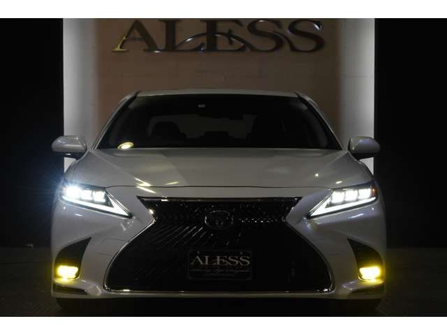 Toyota CAMRY HYBRID 2017-11 7169-4