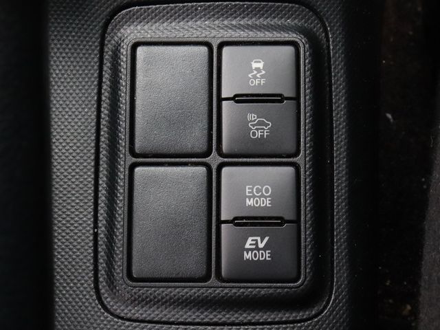 Toyota AQUA 2016-04 20438-14