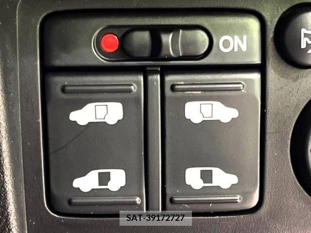 Honda FREED 2011-10 228904-4