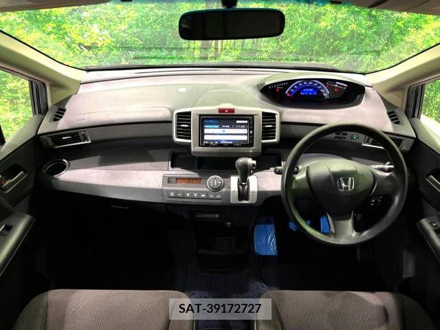 Honda FREED 2011-10 228904-1