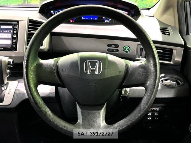 Honda FREED 2011-10 228904-11