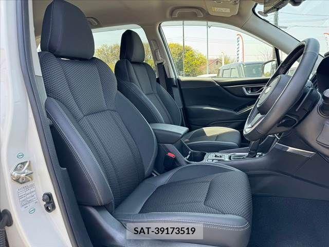 Subaru FORESTER 2018-09 236935-15