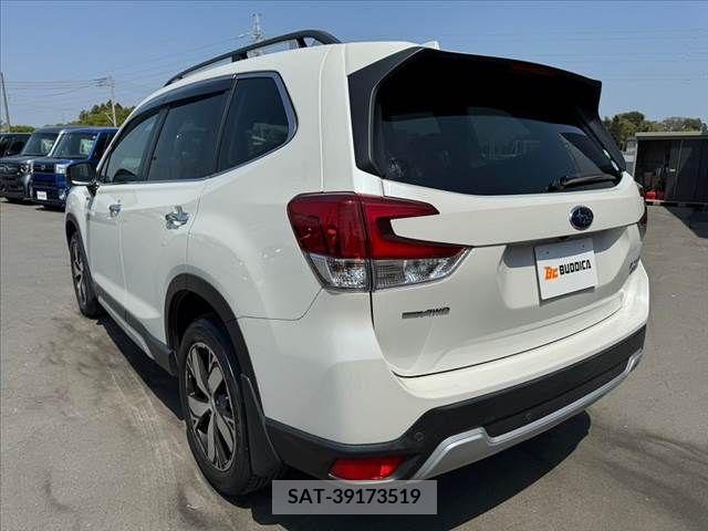 Subaru FORESTER 2018-09 236935-12