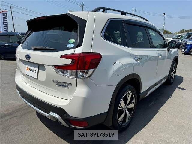 Subaru FORESTER 2018-09 236935-14