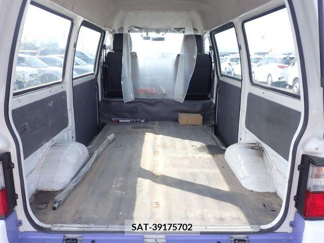 Mazda BONGO VAN 2018-11 374423-20