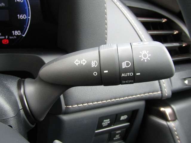 Toyota VELLFIRE 2023-10 185710-15