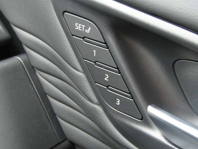 Toyota VELLFIRE 2023-10 185710-18