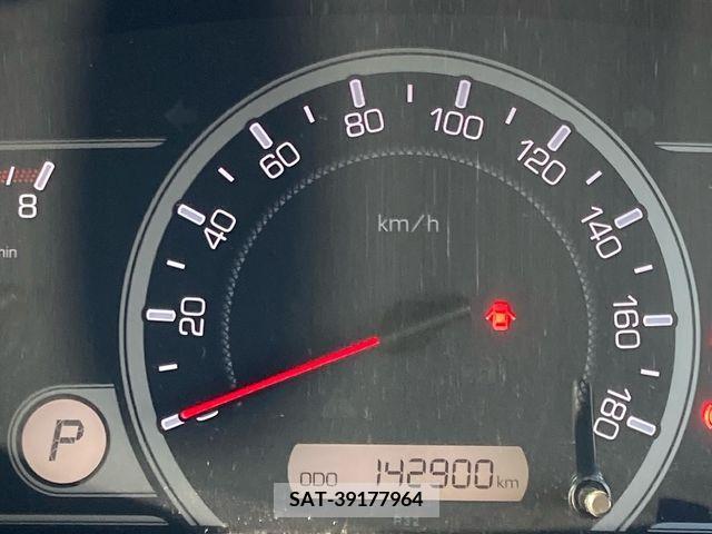 Toyota VOXY 2016-12 289272-4