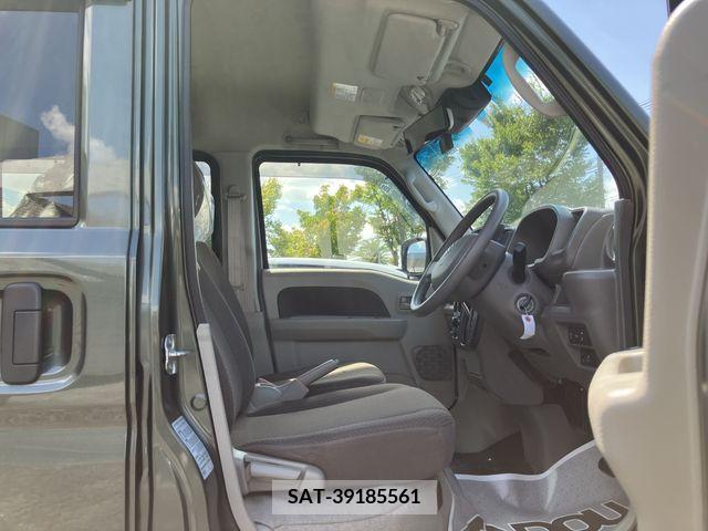 Suzuki EVERY 2022-06 359930-12