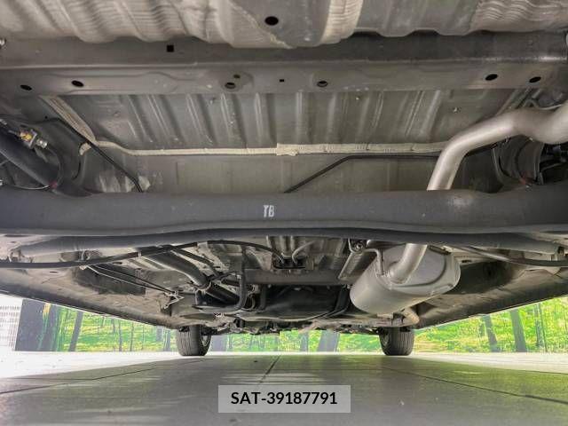 Honda N BOX CUSTOM 2018-04 306989-19