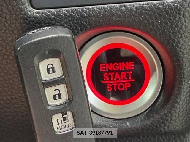 Honda N BOX CUSTOM 2018-04 306989-7