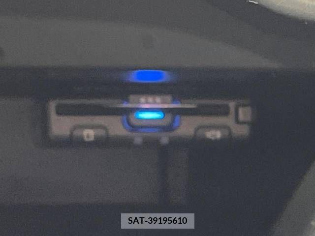 Nissan NOTE 2019-08 218042-5