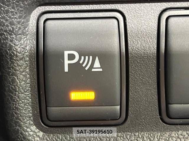 Nissan NOTE 2019-08 218042-7
