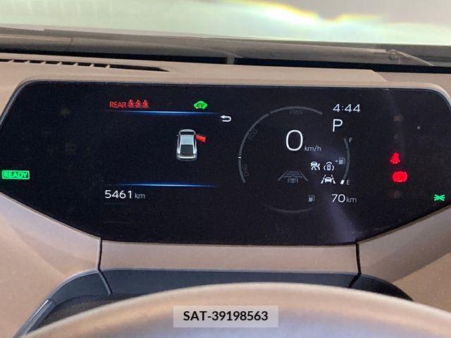 Toyota PRIUS 2023-05 386549-15