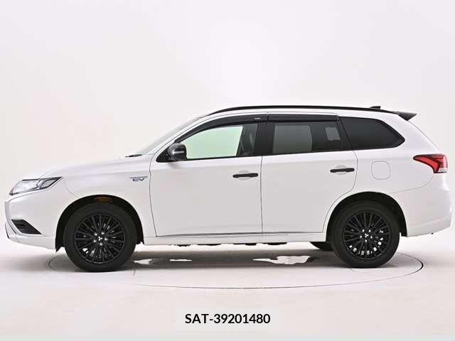 Mitsubishi OUTLANDER PHEV 2021-06 332054-2