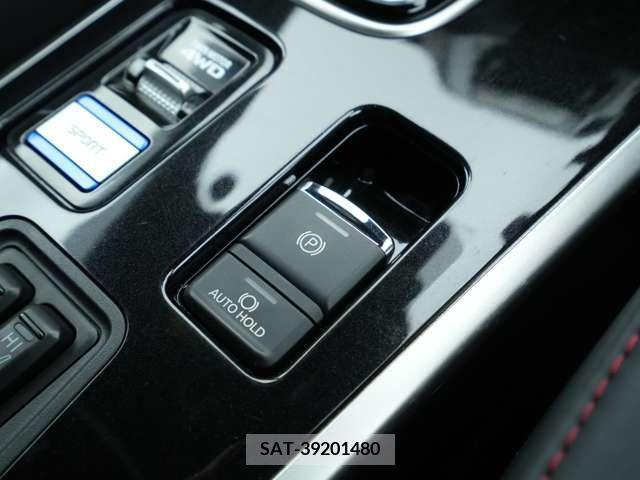 Mitsubishi OUTLANDER PHEV 2021-06 332054-15