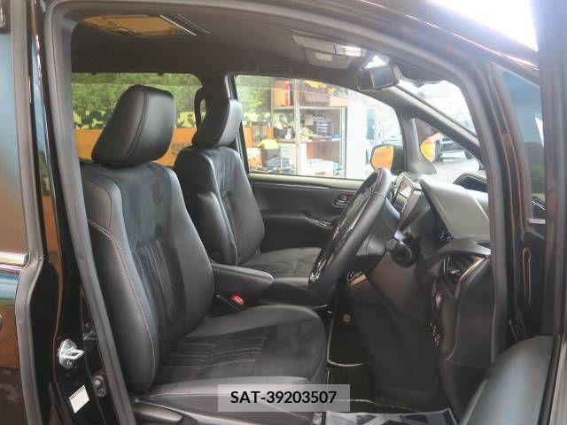 Toyota ESQUIRE 2021-07 384986-9