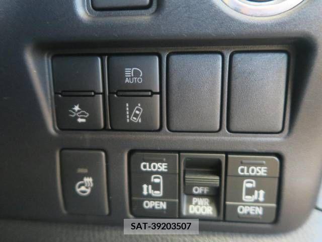 Toyota ESQUIRE 2021-07 384986-5