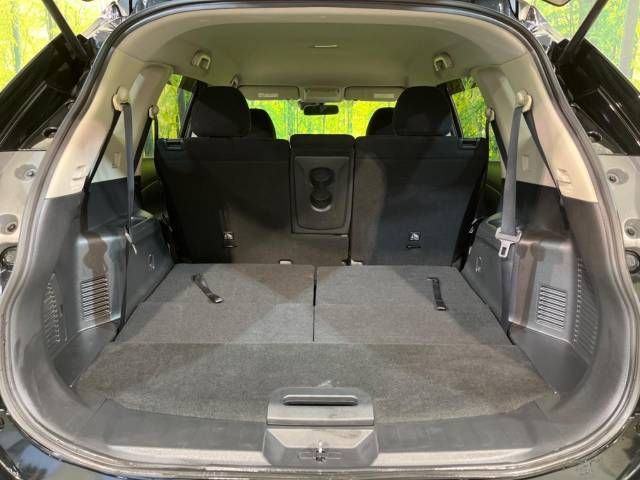 Nissan X-TRAIL 2015-03 188446-13