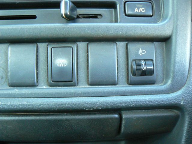 Suzuki CARRY TRUCK 2013-01 196494-8