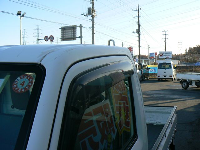 Suzuki CARRY TRUCK 2013-01 196494-23