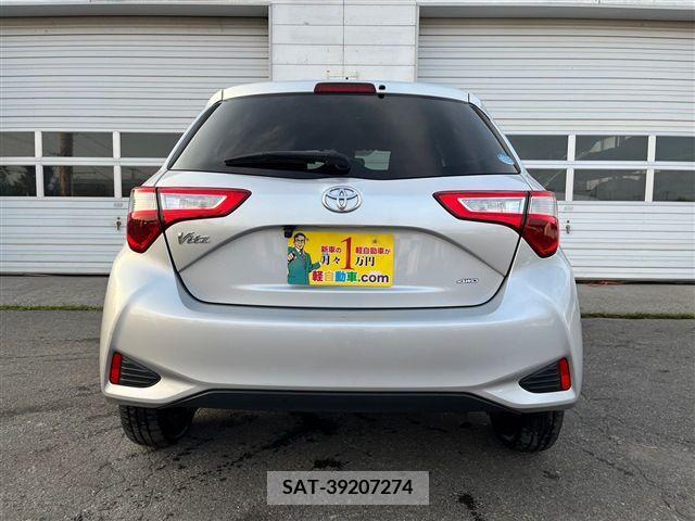 Toyota VITZ 2017-04 239990-6