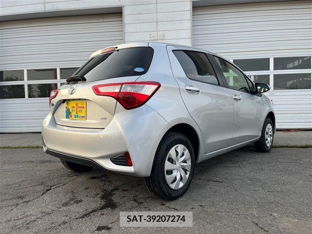 Toyota VITZ 2017-04 239990-5