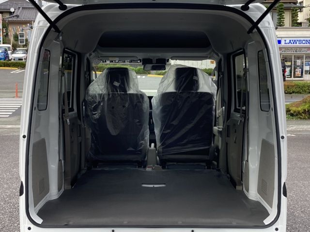 Mitsubishi MINICAB VAN 2023-09 180608-16