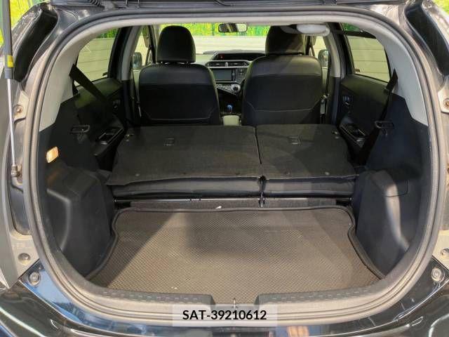 Toyota AQUA 2013-07 313989-10