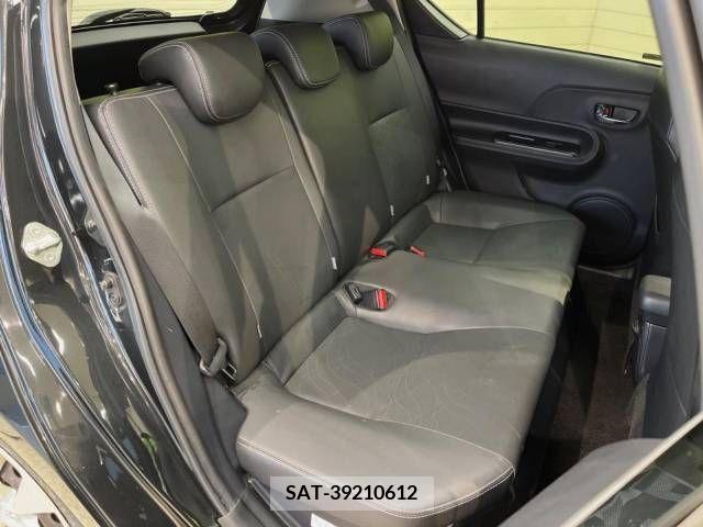 Toyota AQUA 2013-07 313989-9