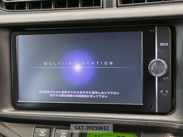 Toyota AQUA 2013-07 313989-2