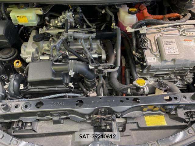 Toyota AQUA 2013-07 313989-18