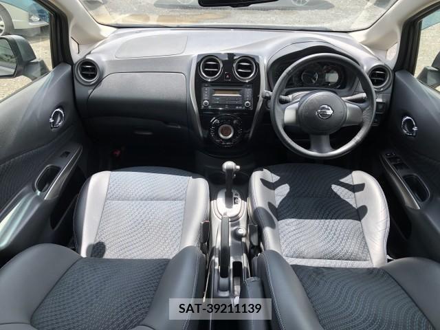 Nissan NOTE 2013-05 392939-1