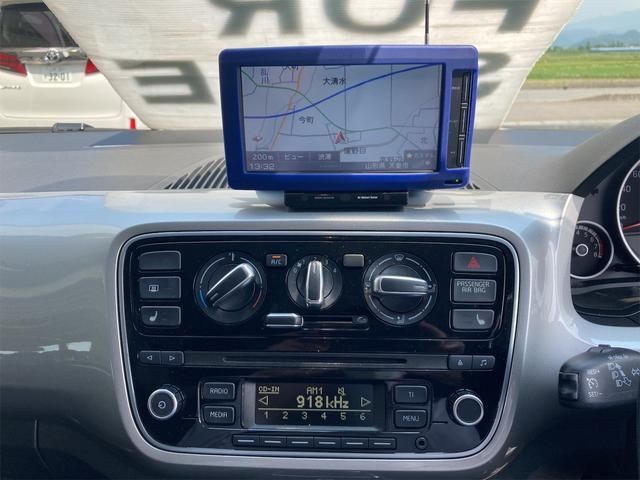 VolksWagen UP! 2013-11 7281-8