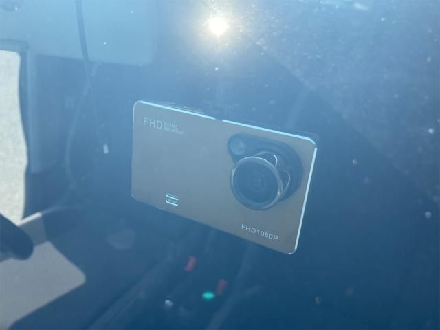 VolksWagen UP! 2013-11 7281-14