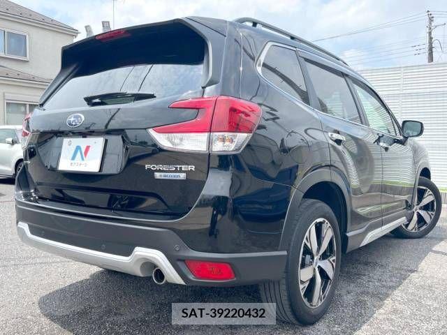 Subaru FORESTER 2019-02 343992-17