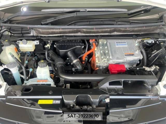 Nissan SERENA 2019-10 325059-19