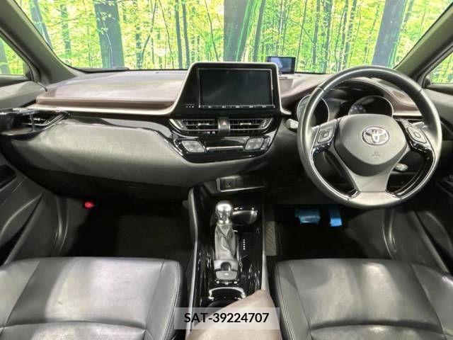 Toyota C-HR 2017-05 294984-1