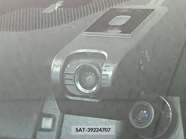 Toyota C-HR 2017-05 294984-3