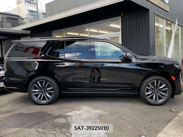 Cadillac ESCALADE 2022-12 224436-8