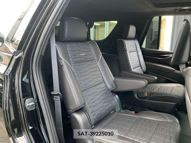 Cadillac ESCALADE 2022-12 224436-18