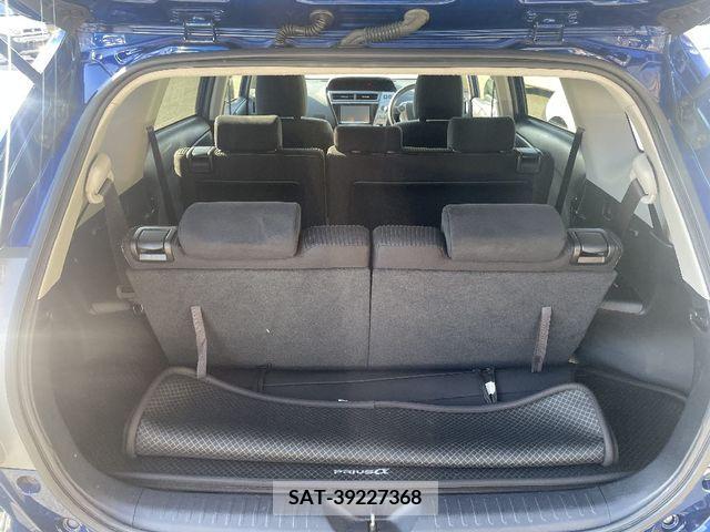 Toyota PRIUS ALPHA 2015-03 372231-7