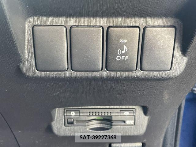 Toyota PRIUS ALPHA 2015-03 372231-16