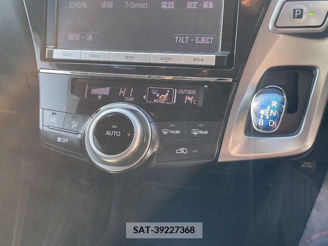 Toyota PRIUS ALPHA 2015-03 372231-14