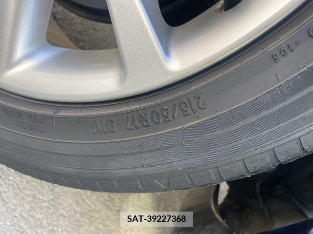 Toyota PRIUS ALPHA 2015-03 372231-24