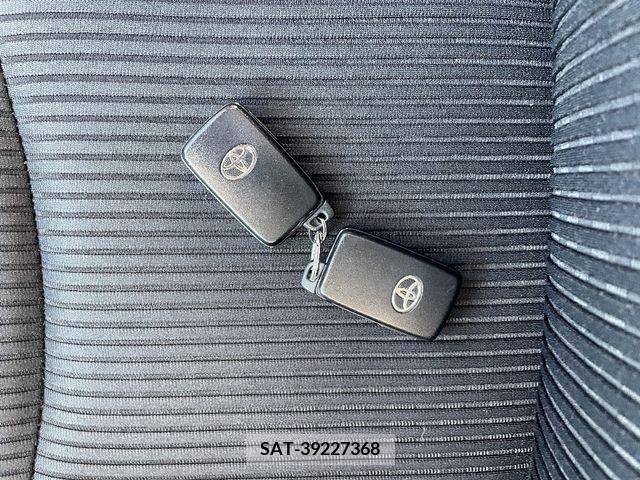 Toyota PRIUS ALPHA 2015-03 372231-9