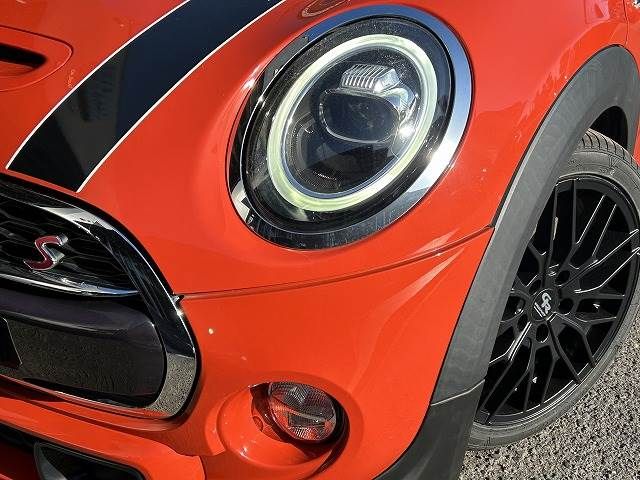 Bmw MINI 2018-04 10152-19