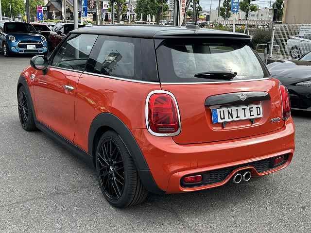 Bmw MINI 2018-04 10152-14
