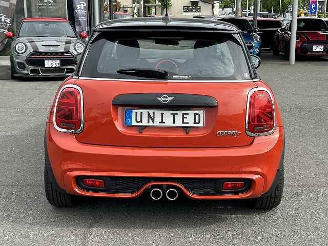 Bmw MINI 2018-04 10152-13